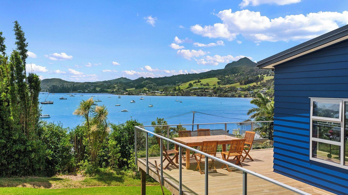 Whangarei Heads House | Bluey - Whangarei Heads Holiday Home