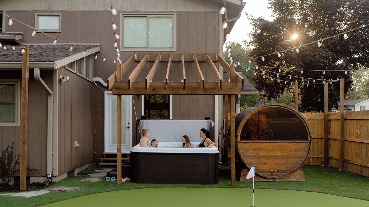 Berrien Springs House | Bluffview on the River with a hot tub, sauna, pool table, and more!