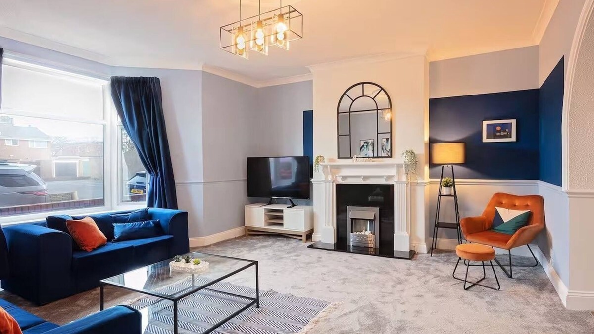Blyth House | Blyth Beach Retreat Great for Contractors