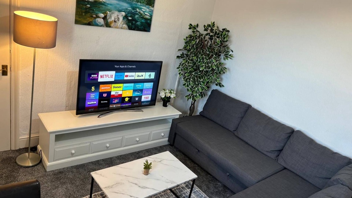 Blyth Apartment | Blyth Central Seaside Apartment