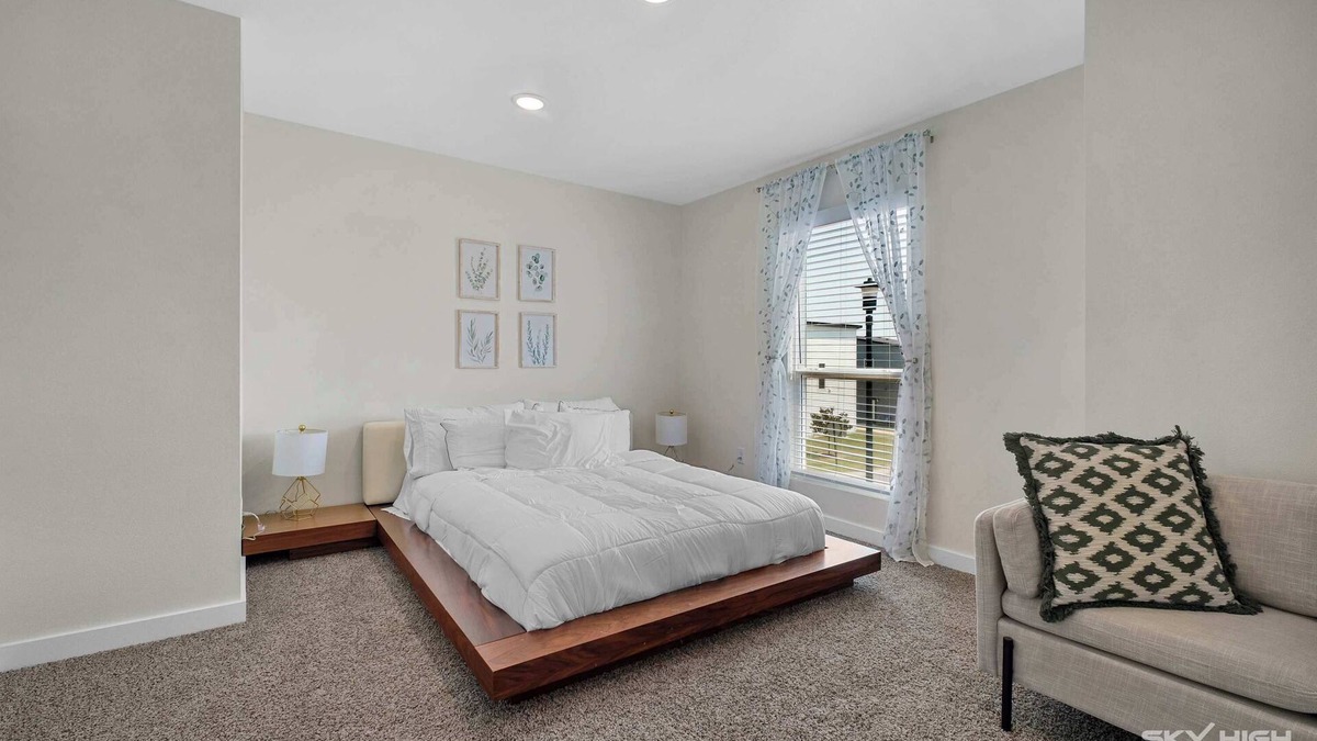 Centerton House | Boardwalk Chic Modern Centerton Retreat 2-Bed/2Bath