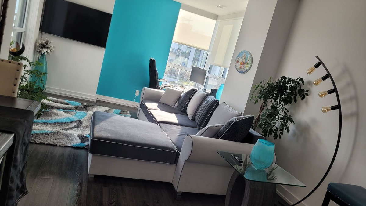 Innisfil House | Boardwalk Paradise at Friday Harbour Resort