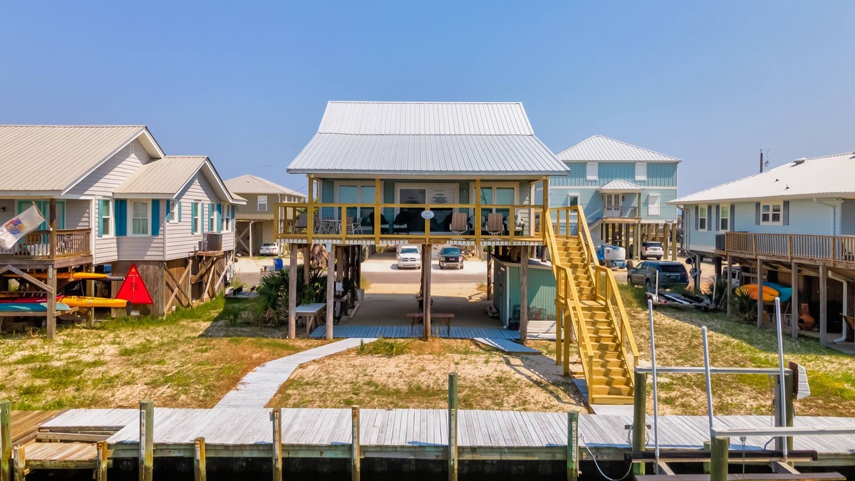 Silver Cay House | Boat Dock! Spectacular views walk to beach!