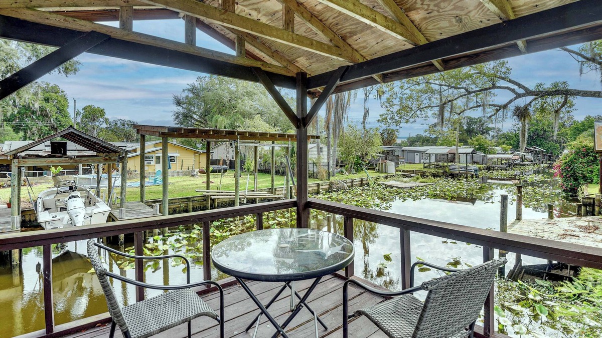 Satsuma House | Boat Dock & Waterfront Deck: Home in Satsuma!