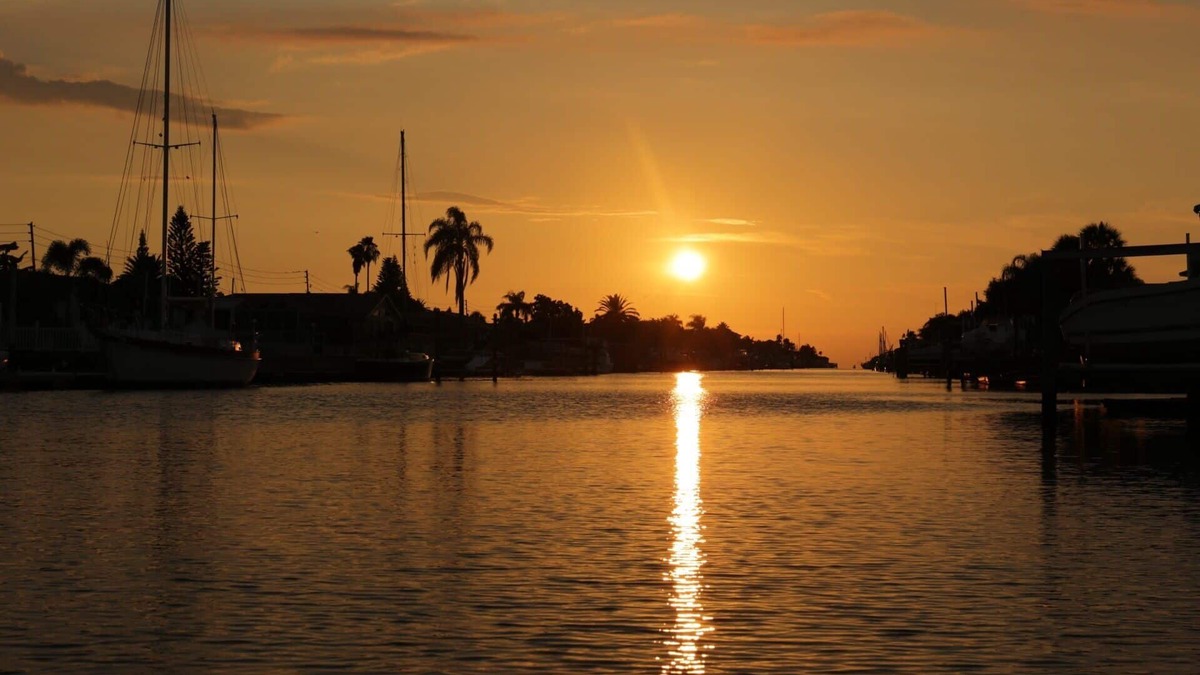 Flor-a-mar House | Boat, Gulf of Mexico, heated pool, beach island, a fishing and boating paradise!