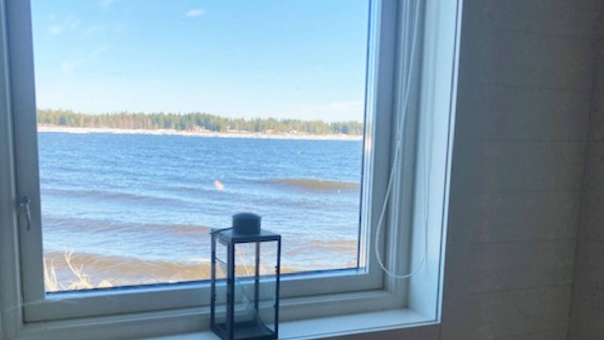Taftea Apartment | Boat house with direct connection to the sea | SE23003