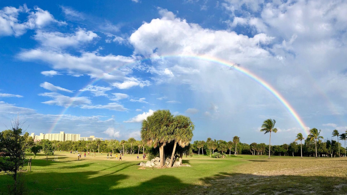 Bella Vista Condo | Bob's Beach Condo in Bella Vista by Jupiter beach!
