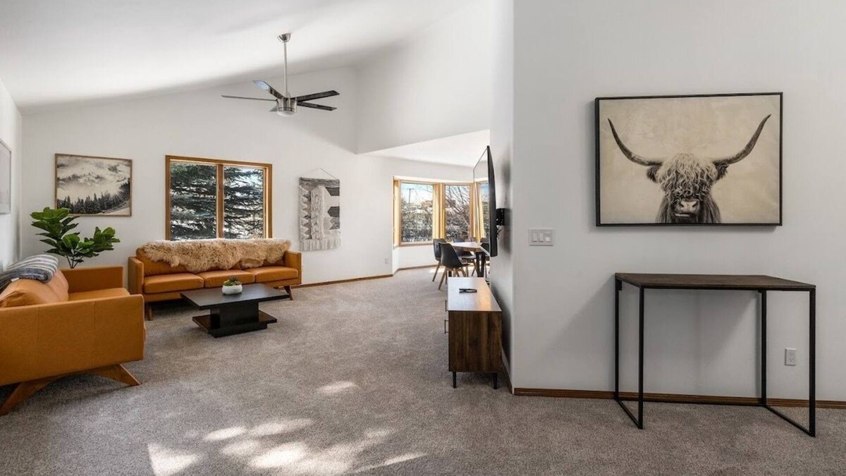 Bozeman House | Bobcat Ridge - Mountain Home