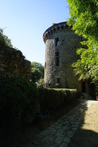 Moutiers-Sous-Chantemerle Bed & Breakfast | Bocage Belle Histoire