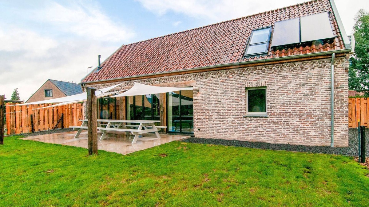 Lozen House | Bocholt Family Home, Bocholt