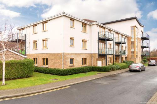 Schollarstown Apartment | Boden Heath