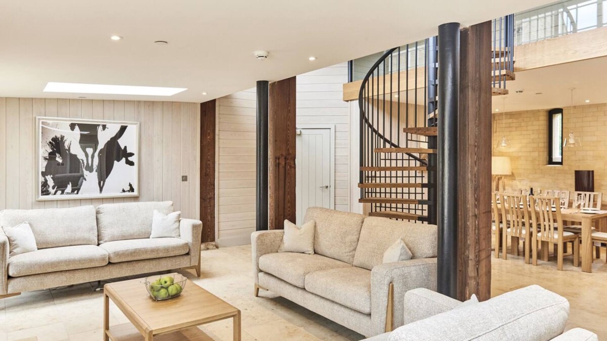 Walwick Apartment | Boden Tower - Four Bedroom Apartment, Sleeps 8