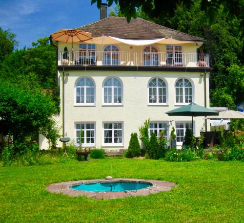 Ueberlingen Apartment | Bodenseevilla No.7