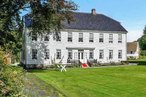Tveit Hotel | Boen Gård