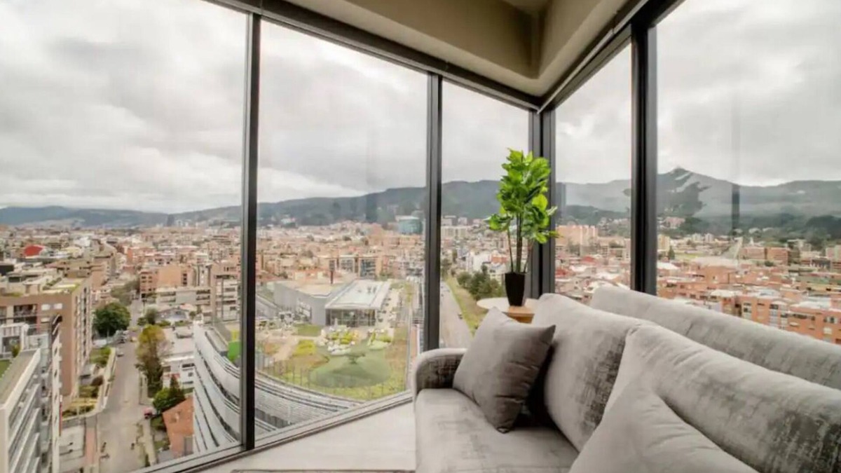 San Patricio Apartment | Bogotá Panorama: Top Floor Luxe