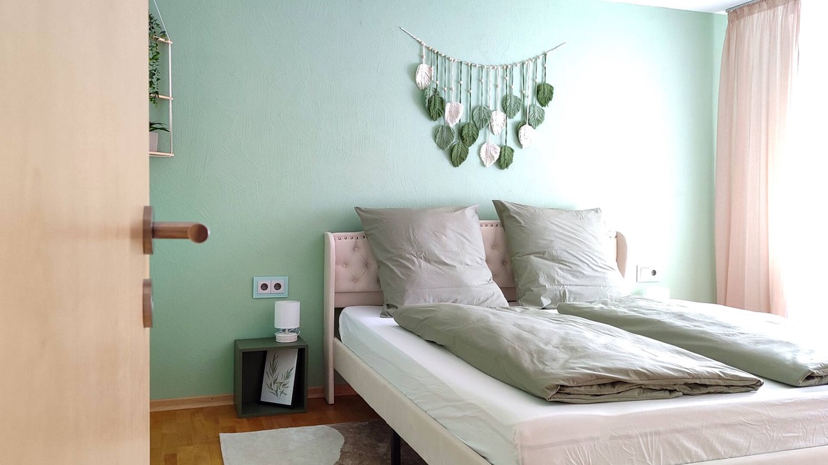 Waldenbuch Apartment | Bohèmenest Terminal Apartments - waipuTV & terrace