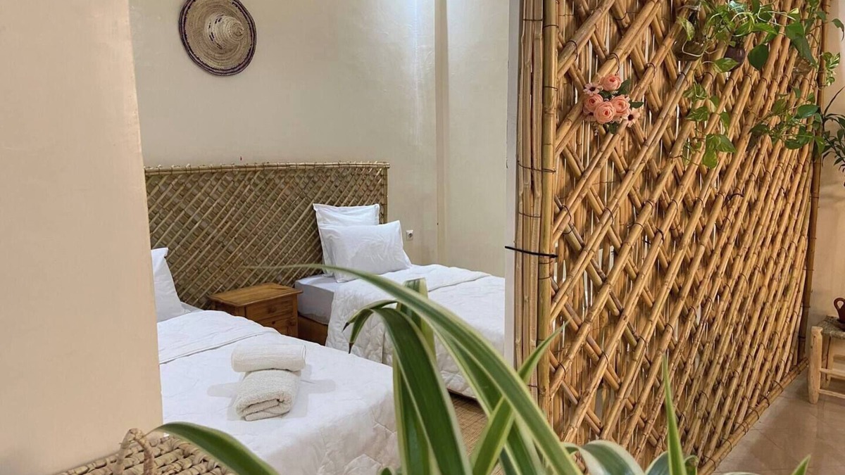 Dcheira El Jihadia Apartment | Bohemian Amazigh style apartment with patio Peace and comfort