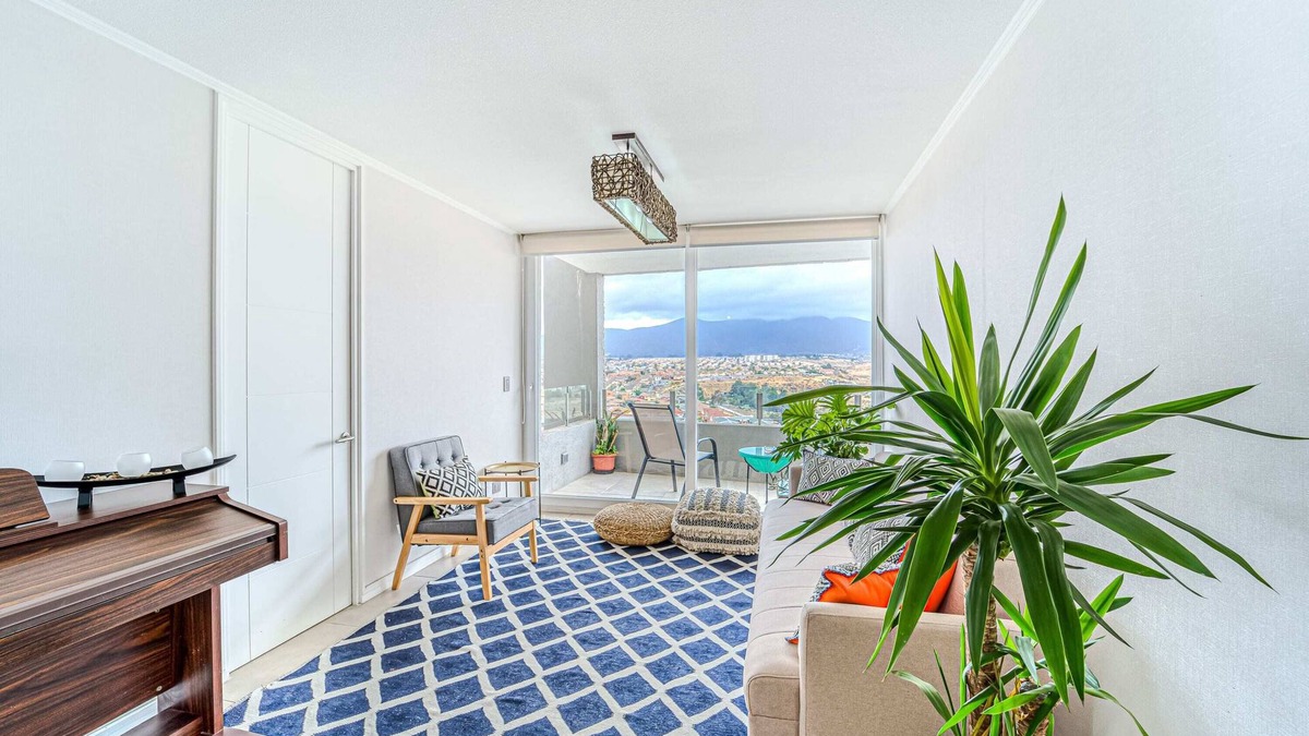 La Herradura Apartment | Bohemian Minimalist with Piano and Office