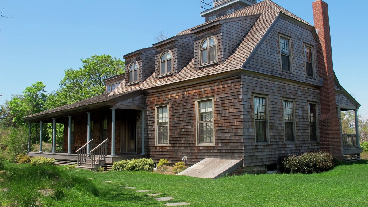 Town of Southold Town House | Bohemian Old Life Saving Station with Beach & Pool