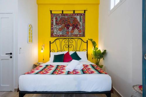 Beirut Apartment | Boho 03 Bohemian Studio in Mar Mikhael Eartha