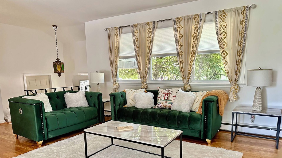 Newark House | Boho 3 Bedroom House in Newark, DE - Ideal for Mid Term Rental