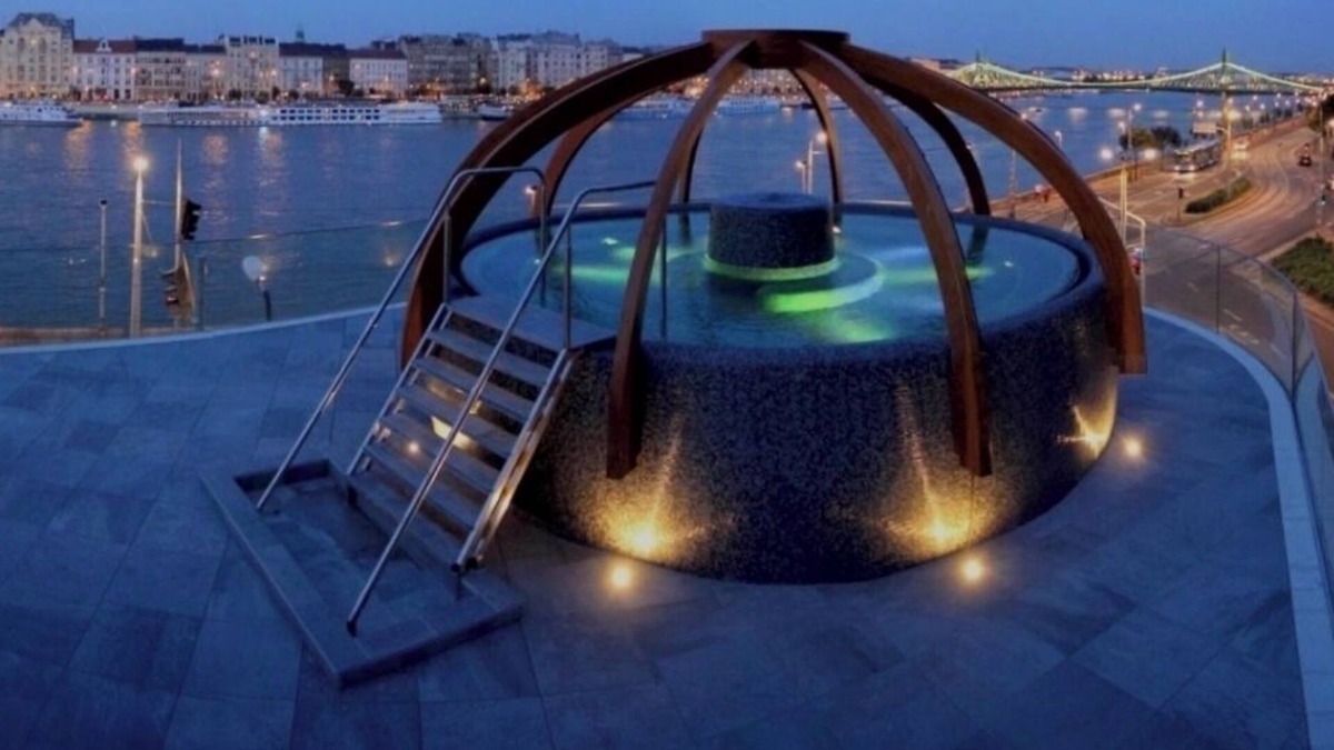 Szentimrevaros Apartment | Boho Apartments Central Buda clpse to Gellért Thermal Bath