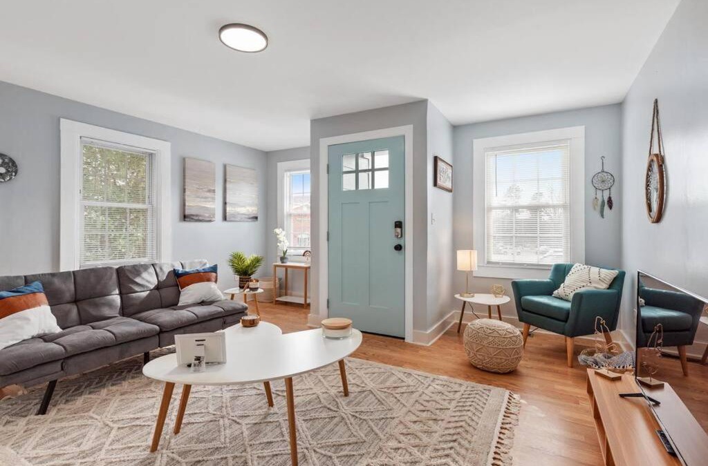 Apex House | BOHO BUNGALOW - STEPS FROM HISTORIC DOWNTOWN APEX