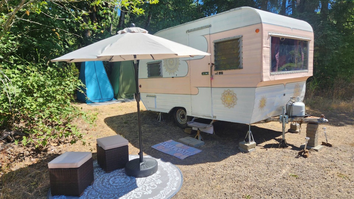 Monroe House | Boho Caravan themed, Vintage 1961 Oasis Camper