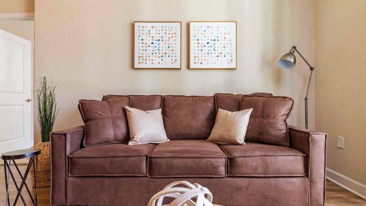 Carver City - Lincoln Gardens Apartment | ☀️Boho Escape☀️ 2/2 Dual King Heated Saltwater Pool