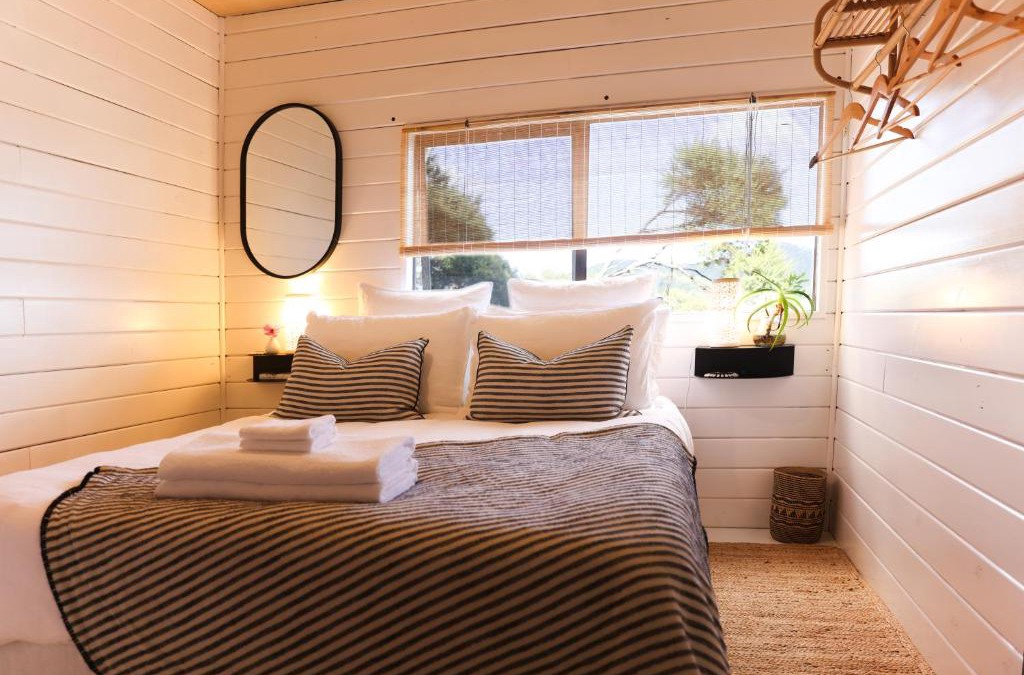 Great Barrier Island Apartment | Boho Hill Apartment - Great Barrier Island Escape