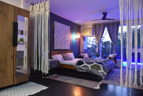 Hauz Khas Village Apartment | BOHO House, Hosted by Gypsy Cafe