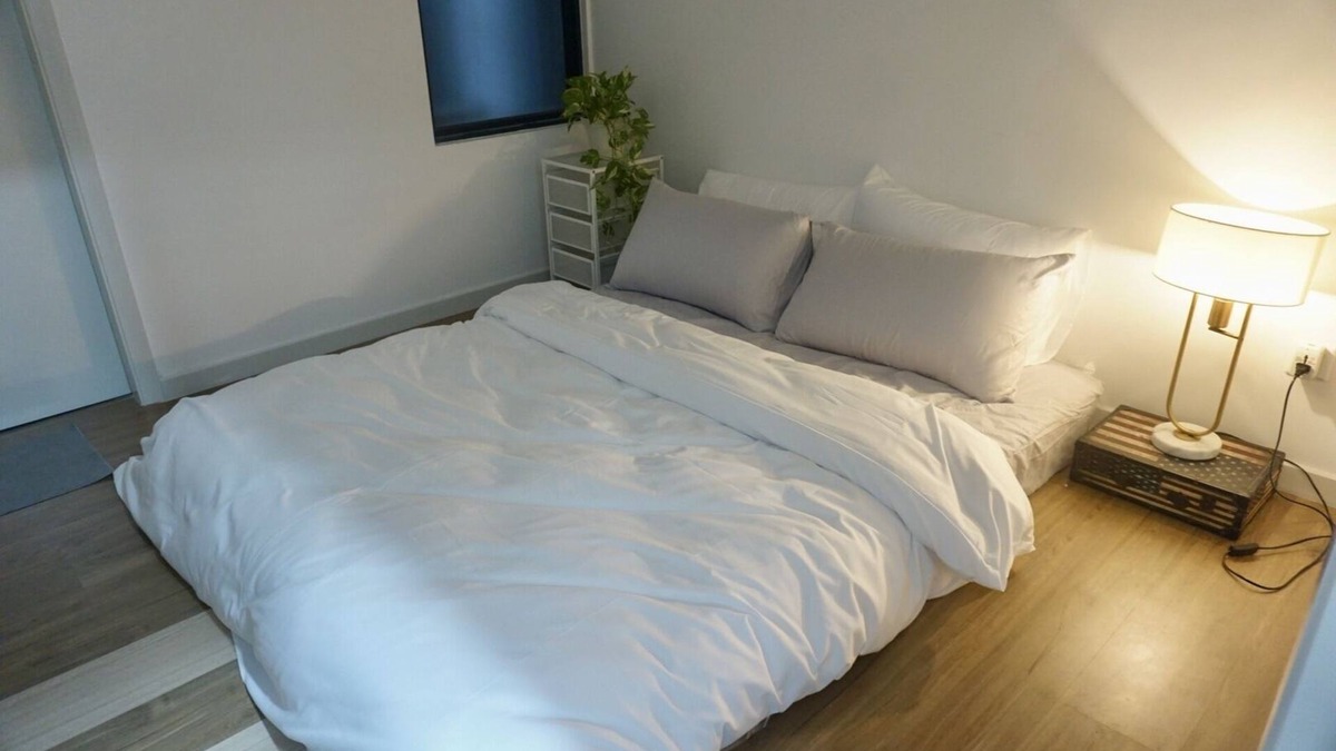 Cheras Apartment | Boho retreat 1-min walk to MRT Station - Female only