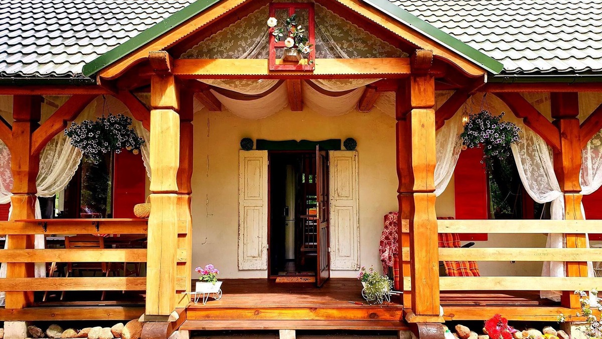 Wysokie Mazowieckie House | Boho Rustic Woody Willa