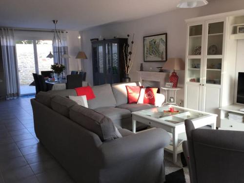 Langrune-sur-Mer House | Bois joli - Maison classée 3 étoiles, à 2 pas de la plage