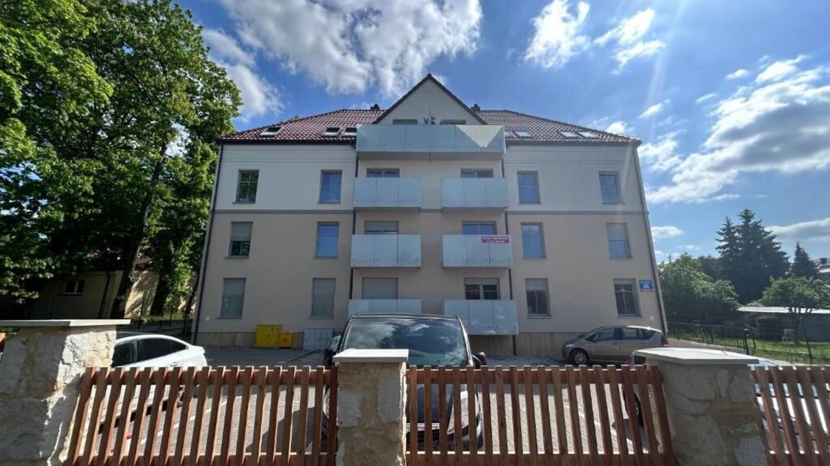 Boleslawiec Apartment | BoleslaviaApartments - Apartament Arte - 2, parking free, EV charging station
