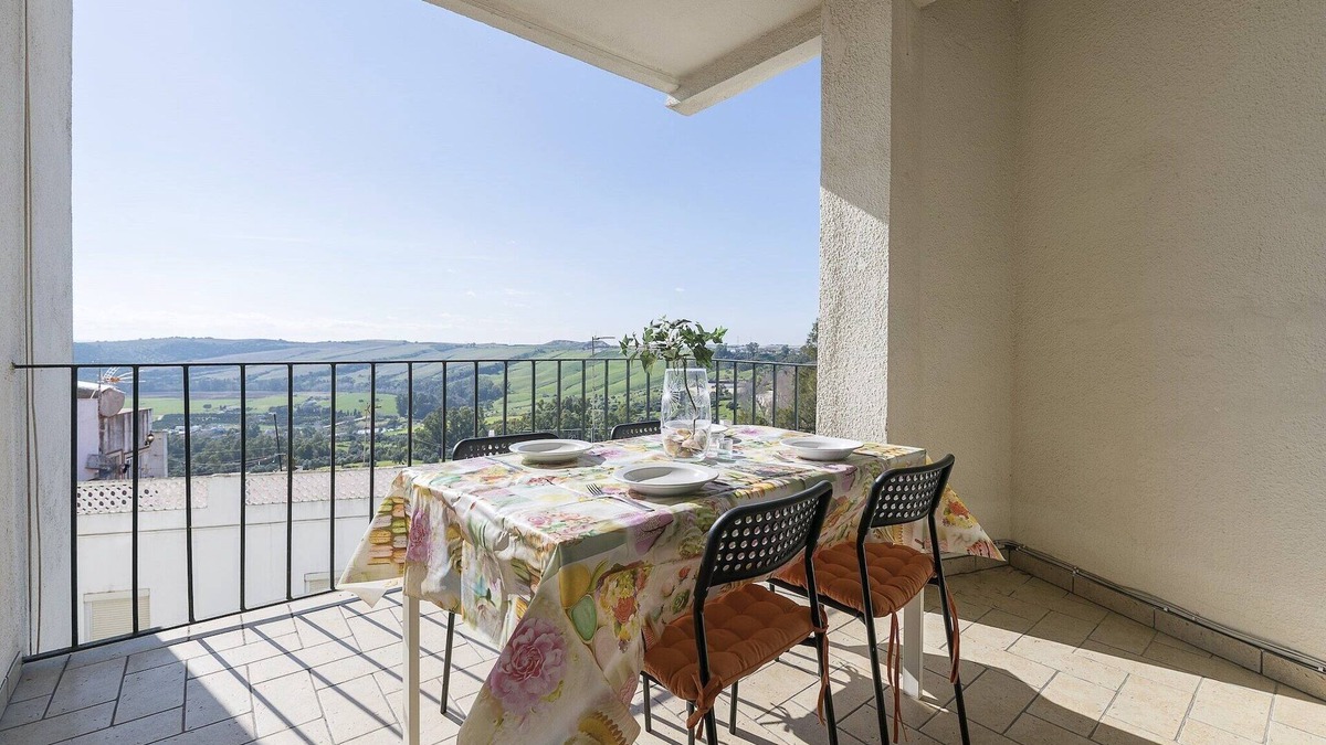 Arcos de la Frontera House | Boliches - Apartment In Arcos De La Frontera