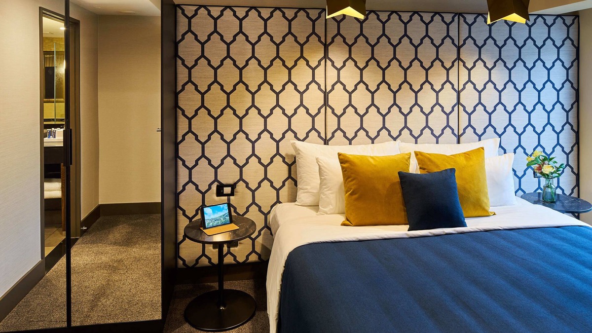 Wellington Hotel | Bolton Hotel