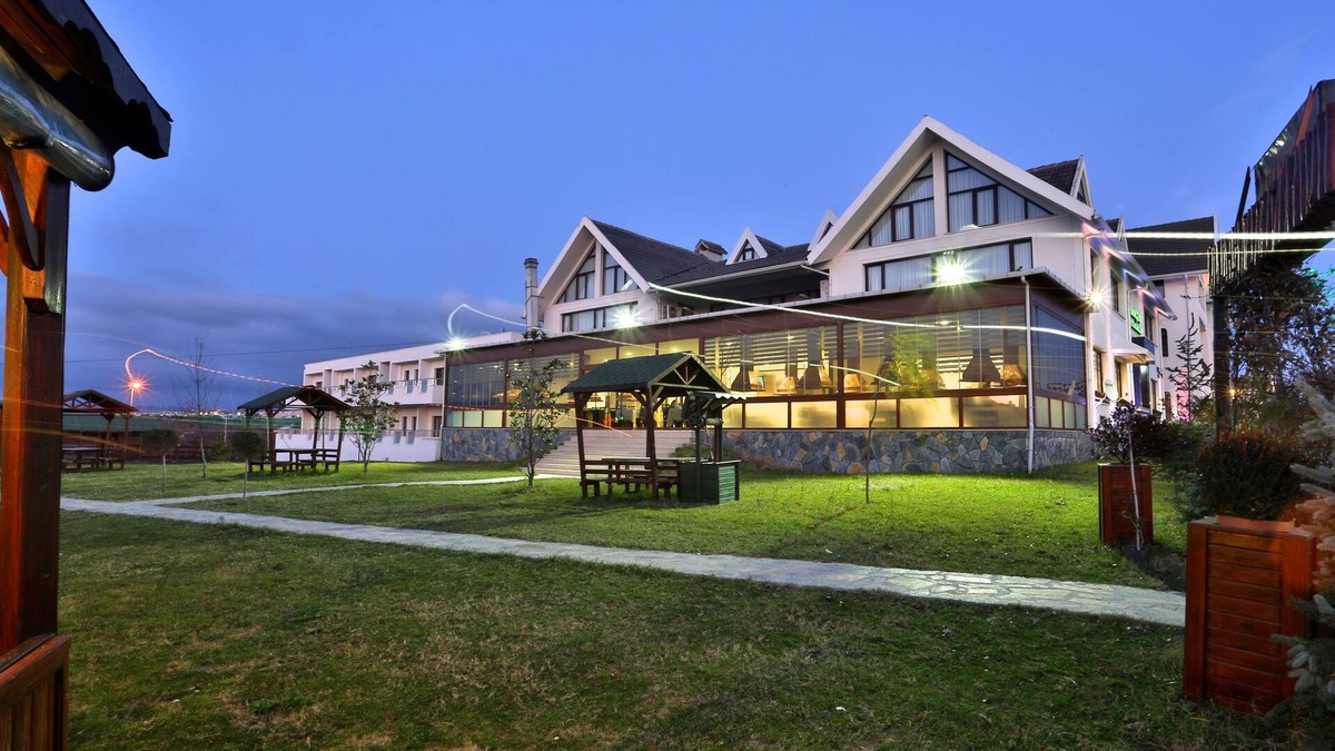 Selimpasa Hotel | Bon Hotel City & Resort