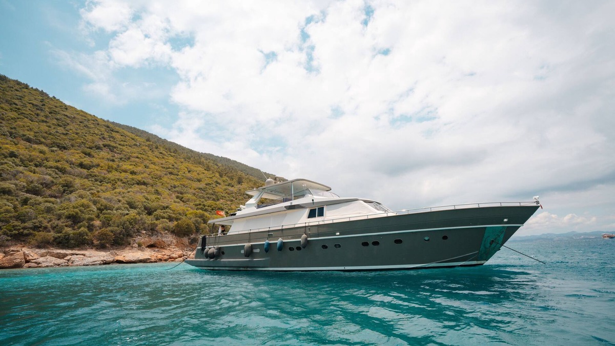 Bodrum City Center Boat Rental | Bona Dea | 27m San Lorenzo Yacht – Bodrum