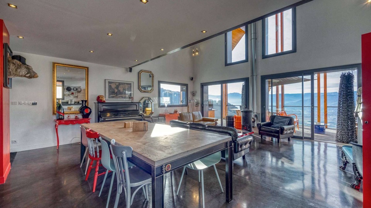 Saint-Jean-le-Vieux Villa | Bonheur et Belvédère