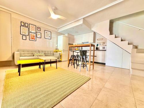 Santa Pola Apartment | Bonito apartamento junto al mar