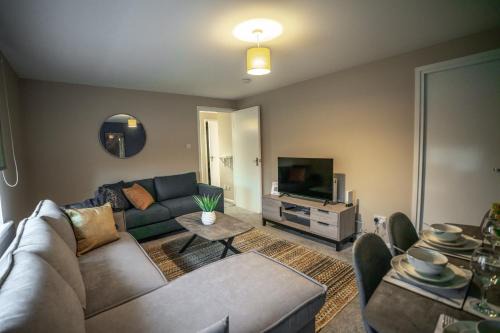 Coatbridge Apartment | Bonnie Apartment