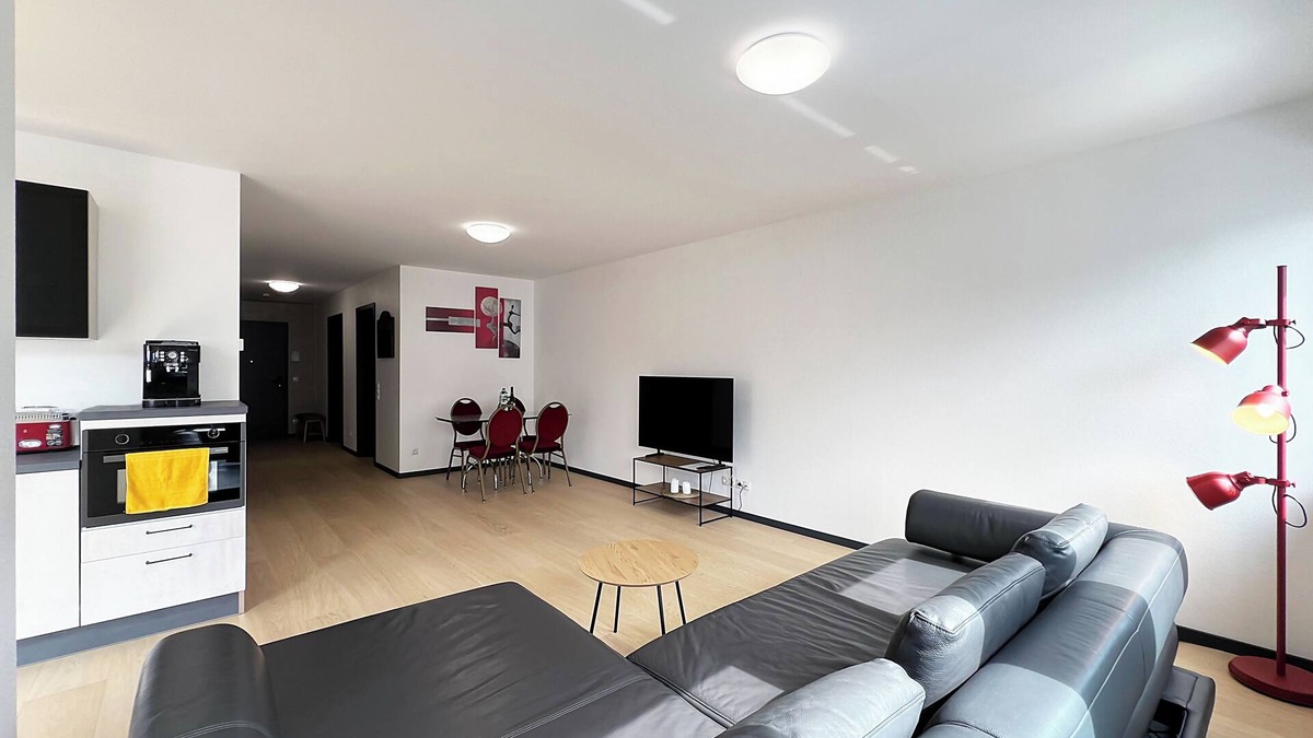 Wachtberg Apartment | bonquartier|Design apartment with workspace and balcony/parking