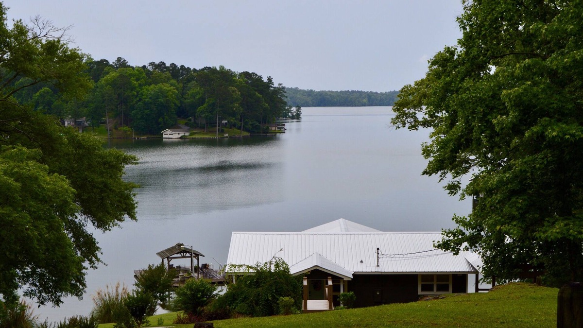 Jacksons' Gap House | Book now! Football Season is around the corner!