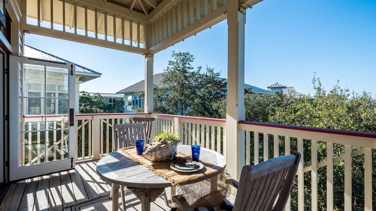 Beach District Condo | Book Today for Fall! South of 30A in Park District! Seconds from Beach and Beach Club!