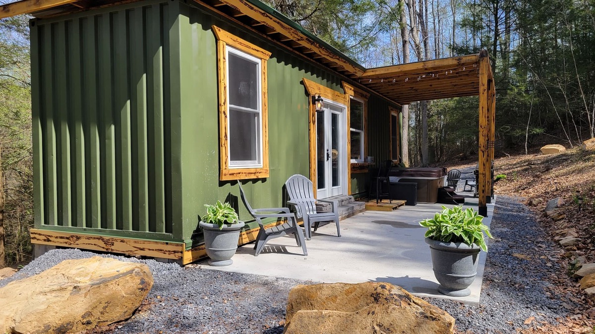 Mount Nebo Cottage | Book Your Adventure Getaway at our Container Cabin near New River Gorge