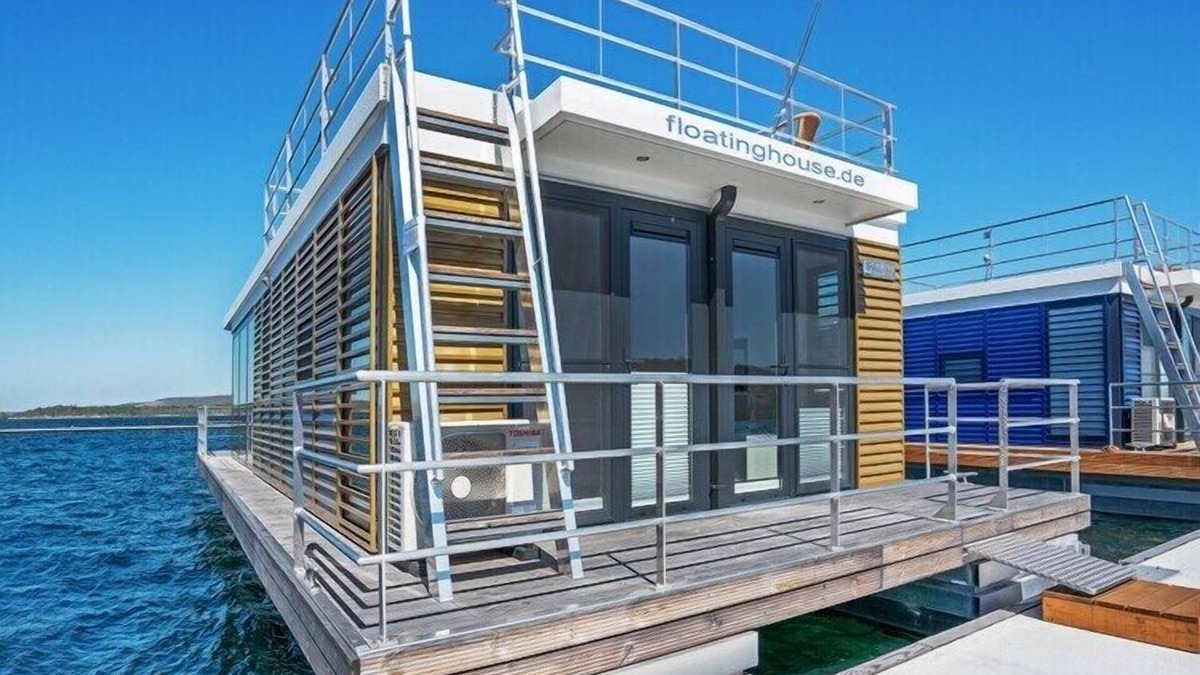 Braunsbedra Boat Rental | Bootshaus Family & Friends am Geiseltalsee