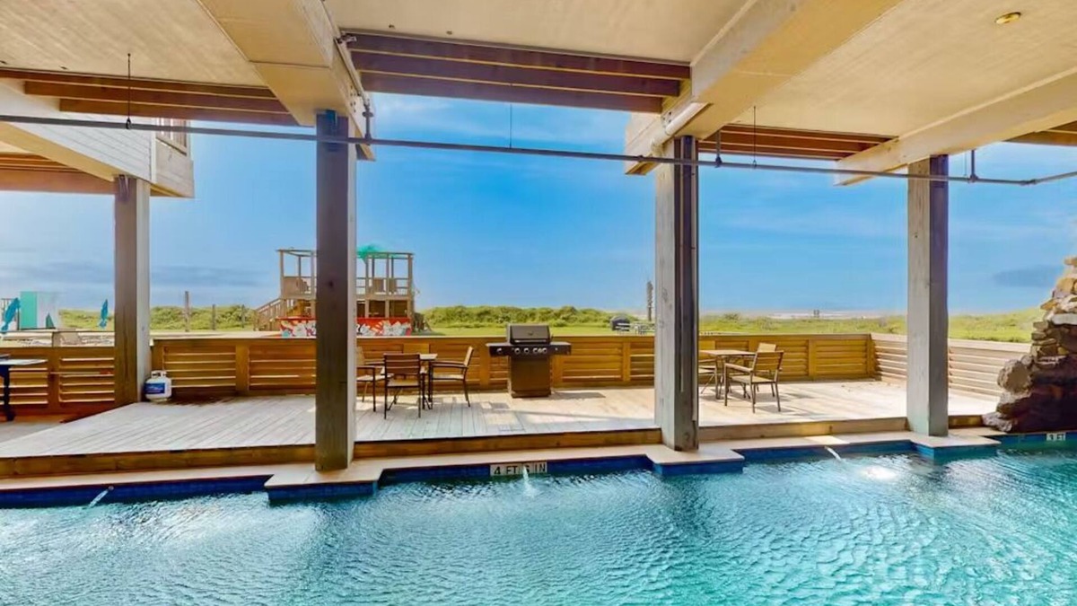 Port Bolivar Resort | BORA 304 Oceanfront BeachBungalow