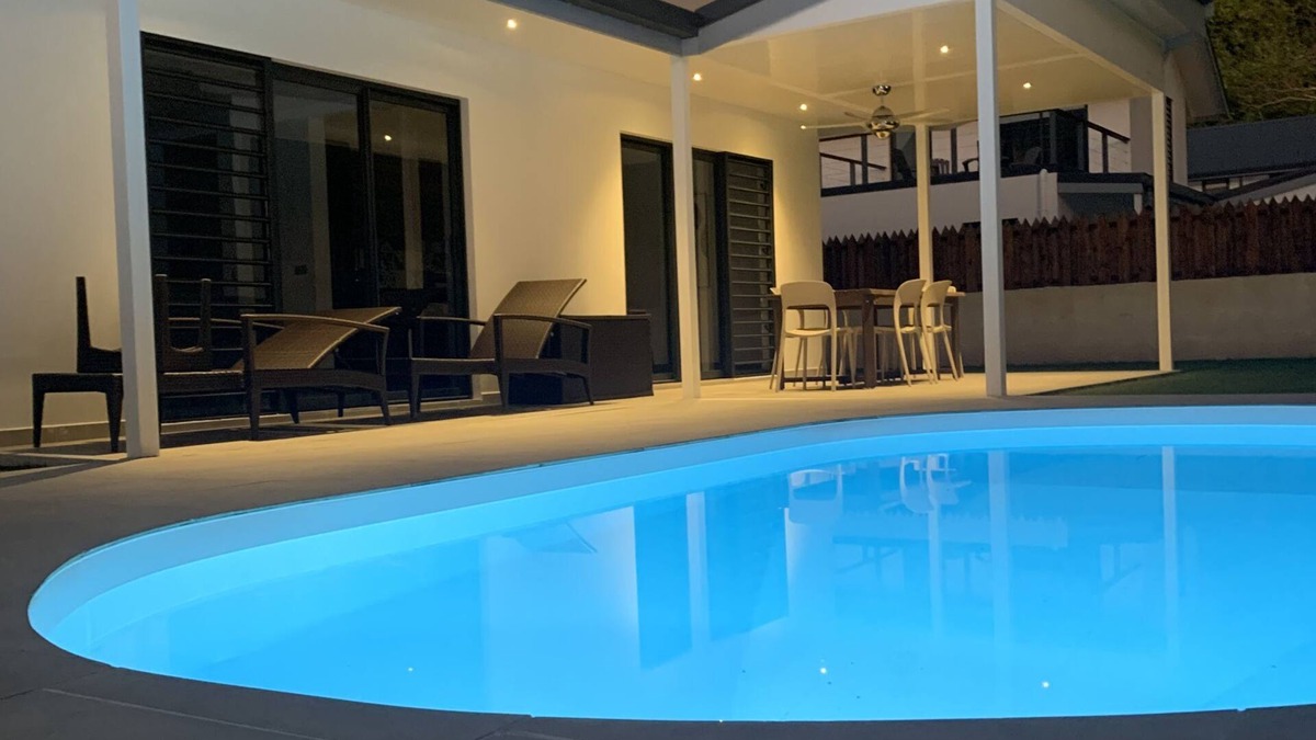 Point Matira Villa | BORA - Tahaana Piti Pool