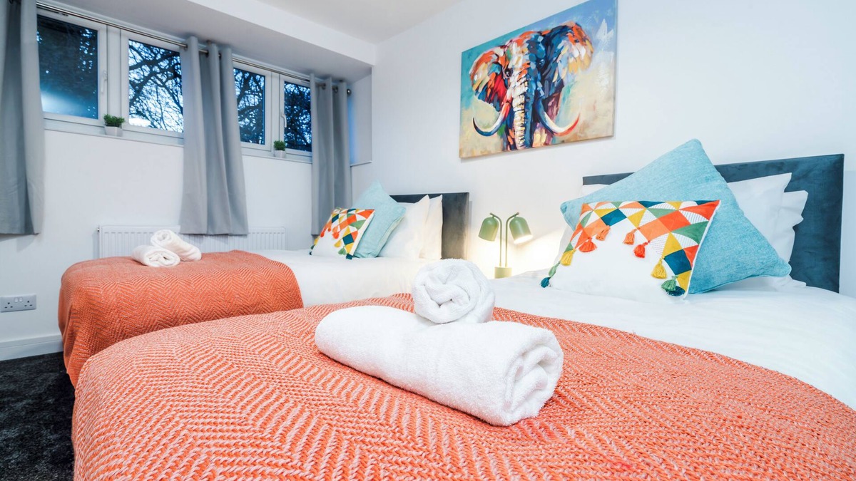 Crawley House | Borage House 3BR Crawley, Borage House 3BR Crawley